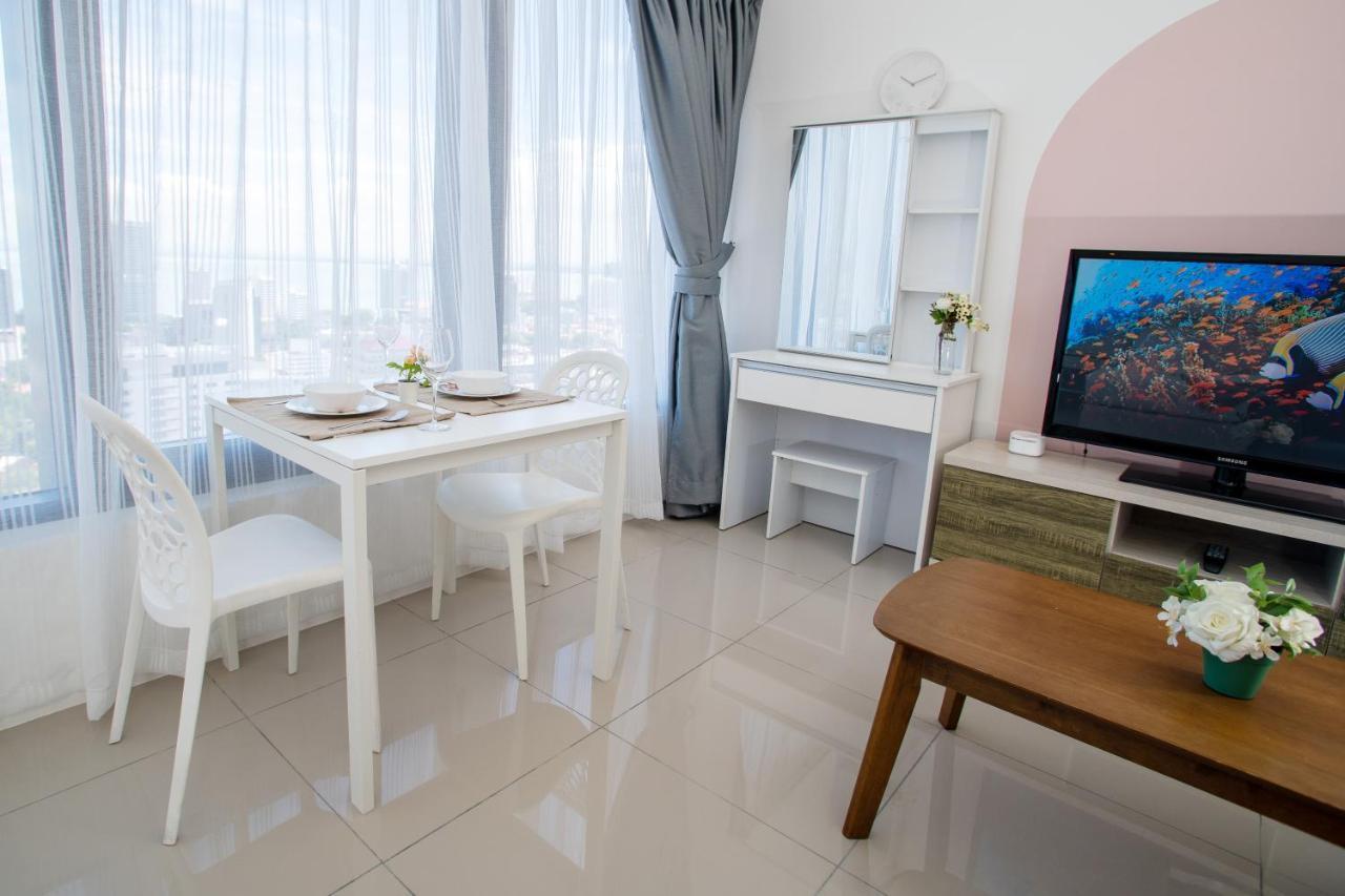 Tropicana 218 Macalister George Town Exterior photo